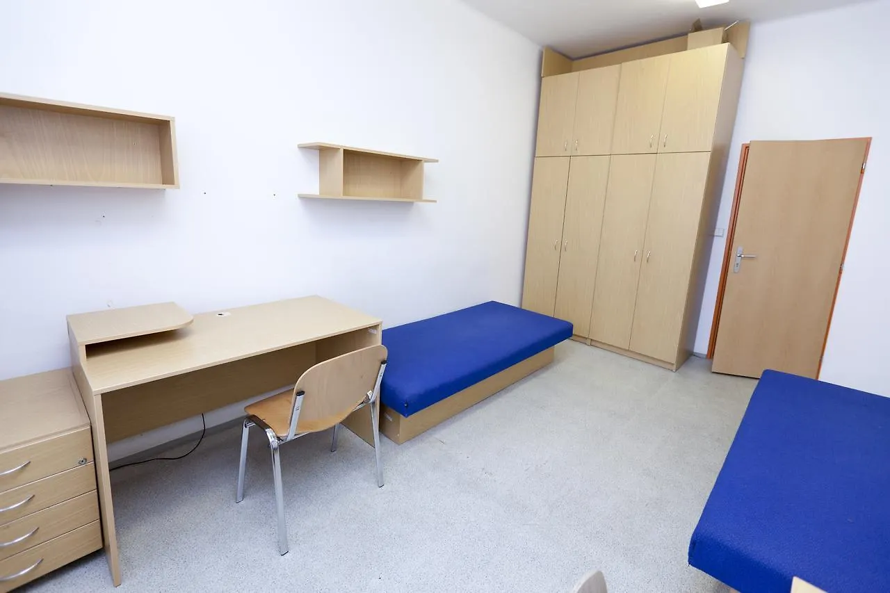 Hostel Orlik Прага Чехия